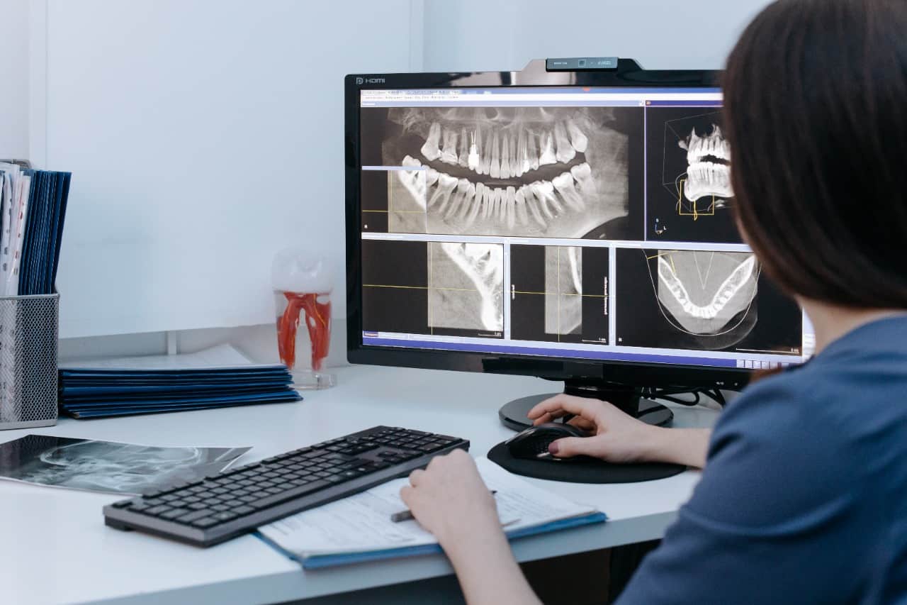 Should I Be Worried About Dental X-Rays? background image