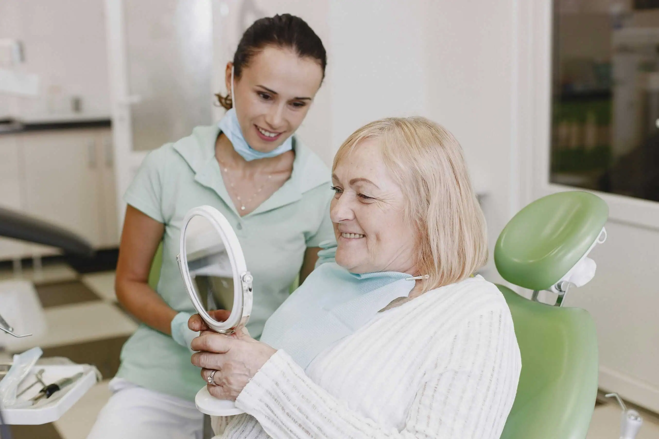 Denture Options in Crossville: Full, Partial & Implant-Supported Compared background image